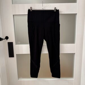 Athleta Salutation Stash Mesh Tight Size M